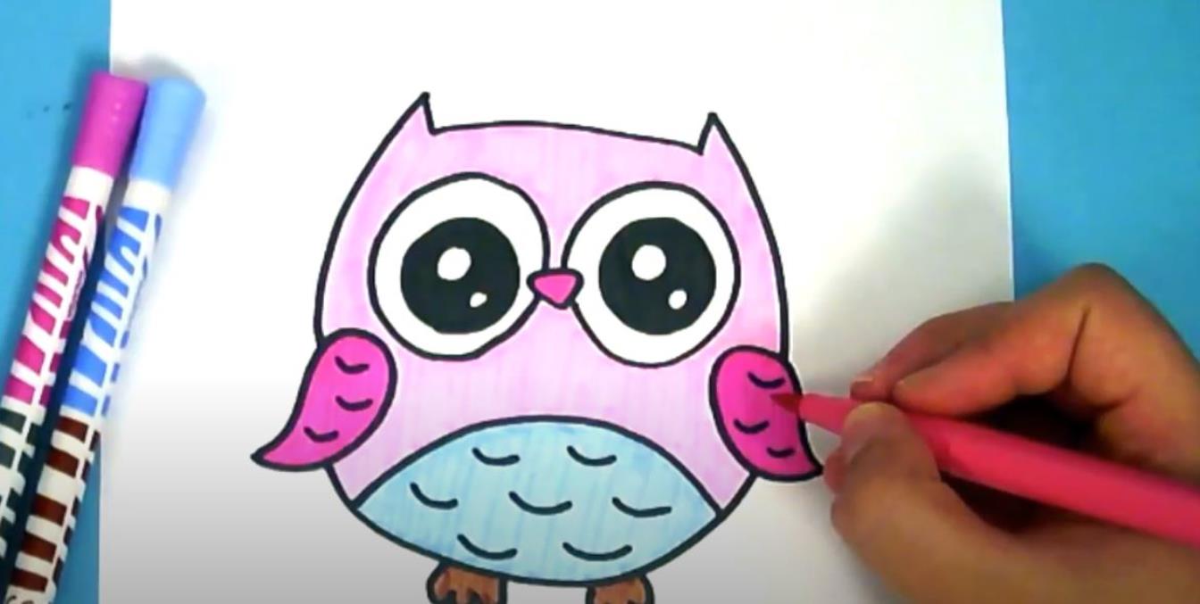Mit dieser kinderleichten Anleitung könnt auch ihr eine EULE ganz leicht zeichnen und bunt bemalen.