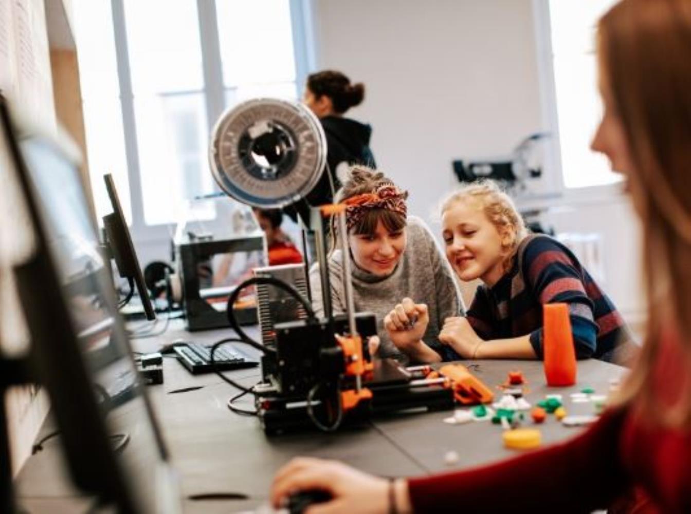 Technikspaß für Girls ab dem 12. Lebensjahr anlässlich des Weltfrauentages am 8. März